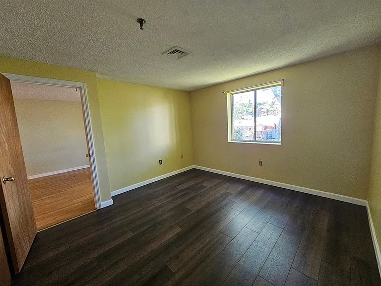 35 Prospect St #215 — Photo 10