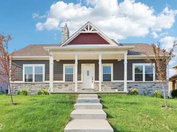 1265 Paul Revere Dr, Mooresville, IN 46158
