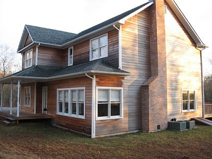 2nd image of 8 Fairway Dr