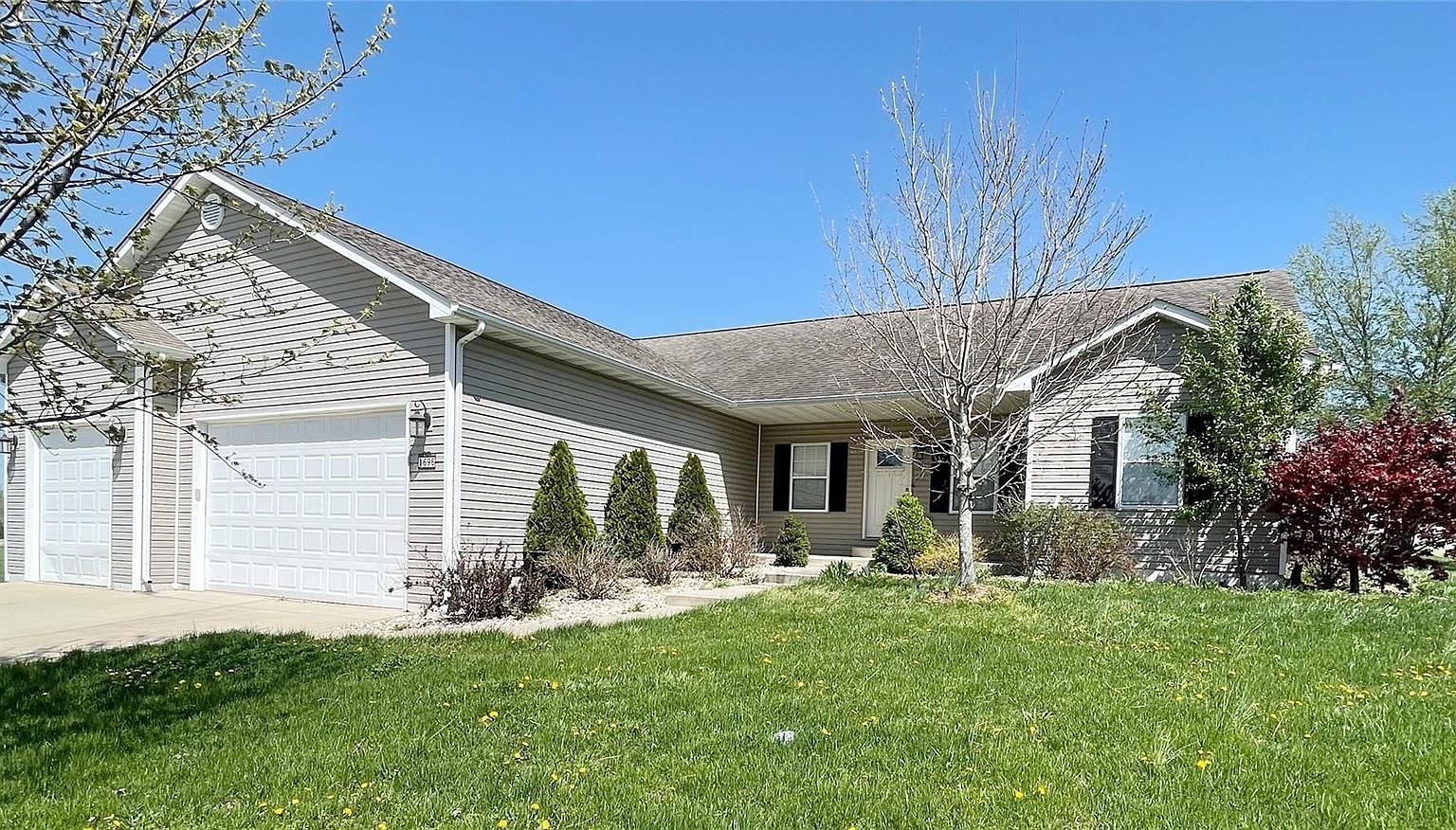 1696 N Lincoln Ave, O'fallon, IL 62269 Zillow