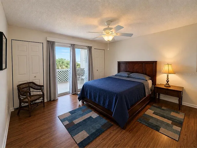 2616 Cove Cay Dr #402 — Photo 9