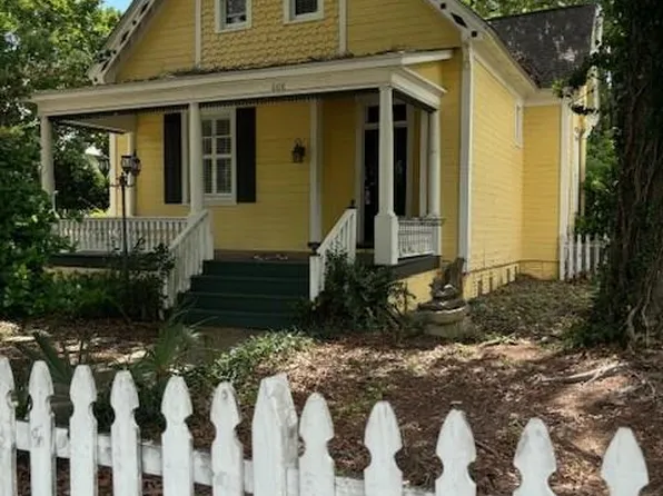 608 Park Ave N, Tifton, GA 31794