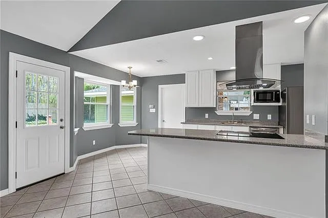 539 Barbara Pl — Photo 8