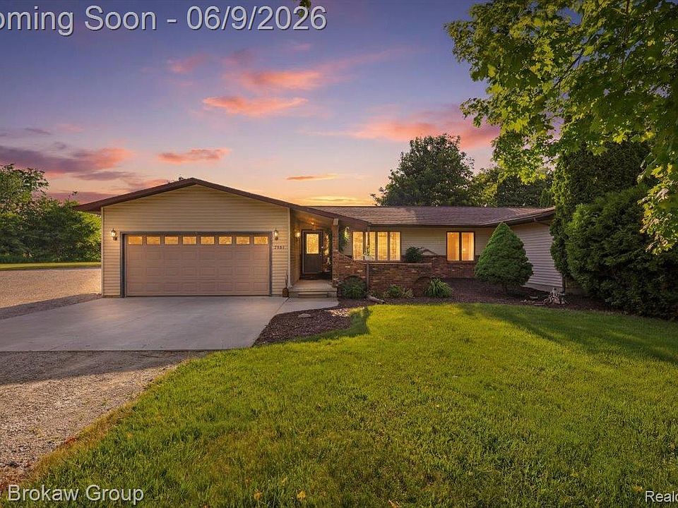 1st image of 5461 N Henderson Rd
