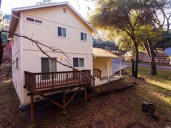 2nd image of 4656 Lagoon Dr