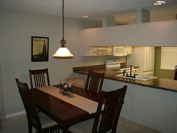 5th image of 6917 Lake Place Ct
