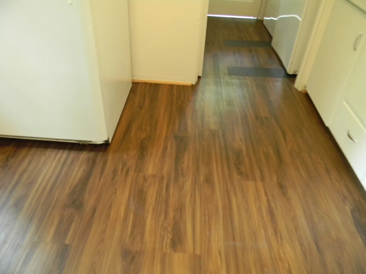 2 bed, 1.0 bath, $1,300 — Photo 4