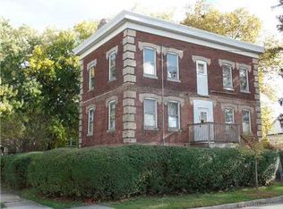 365 Ashley St, Perth Amboy, NJ 08861