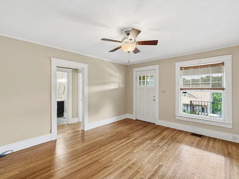 1105 Westwood Ave — Photo 8