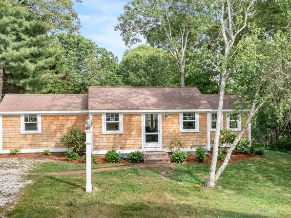 20 Norse Road, South Dennis, MA 02660