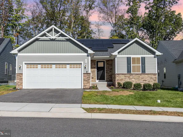 358 E Calvert Xing, North East, MD 21901