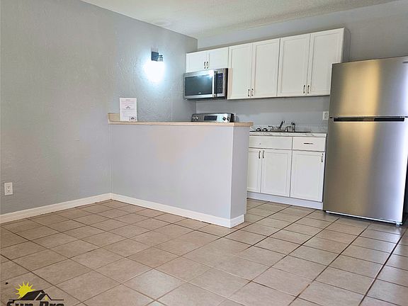 5th image of 515 Silver Beach Ave #3
