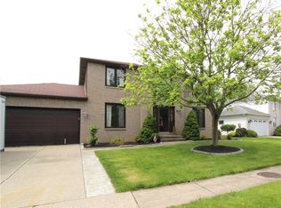 9 Constitution Ave, Buffalo, NY 14224