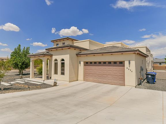 3rd image of 8024 Canoncito Dr NW