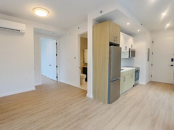 4th image of 333 Linden Blvd #5H