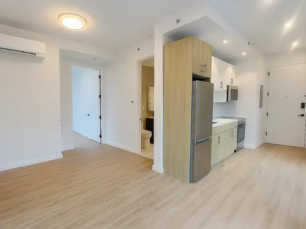 333 Linden Boulevard image 4 of 7