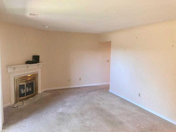 2nd image of 9760 Bunker Hill Ln Unit 67