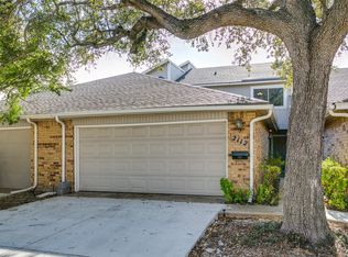 2112 Mistymeadow Ct, Carrollton, TX