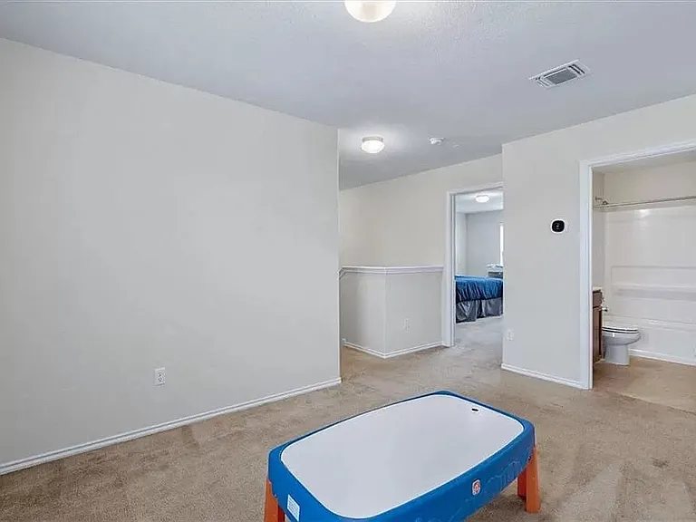 200 Duroc Dr — Photo 20