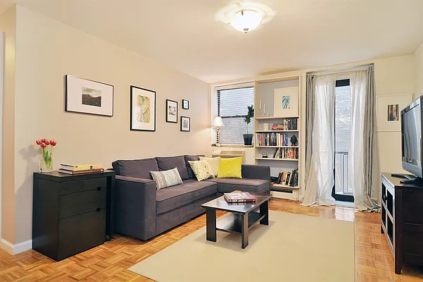 Sold by Corcoran | media 7