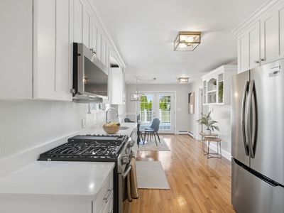 57 Mount Calvary Rd, Roslindale, MA, 02131