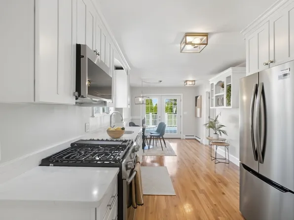 57 Mount Calvary Rd, Roslindale, MA 02131