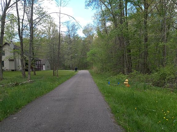 5th image of 17650 Afton Ave