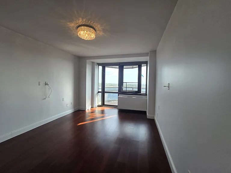 112 One Qns Blvd #19C — Photo 21