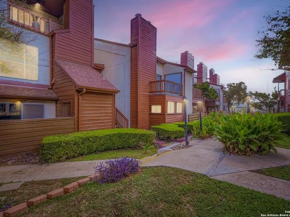 10527 Perrin Beitel #A212, San Antonio, TX 78217