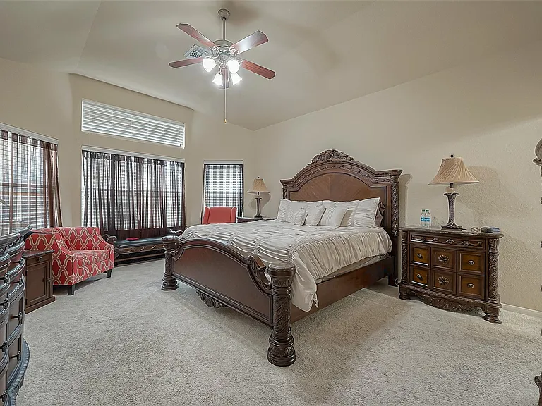 9906 Bronze Mill Ln — Photo 11