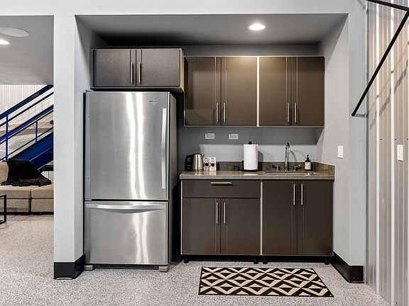 5th image of 2200 Willow Lake Rd #4