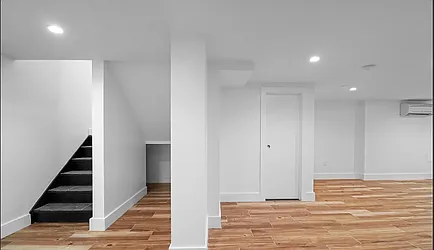 Rented by Loom Capital Group Inc.