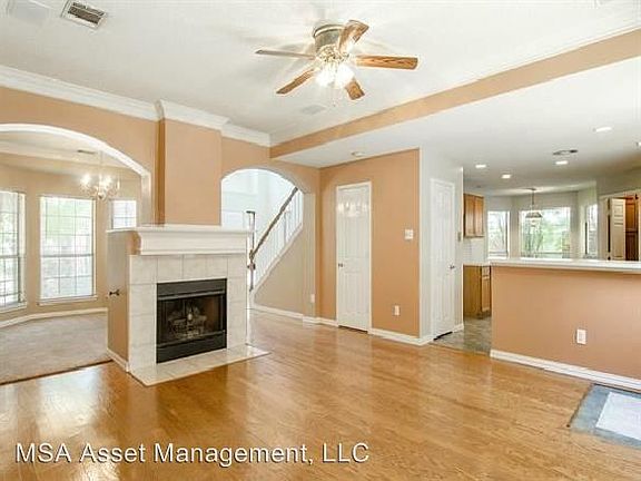 5th image of 4407 Buena Vista Ln
