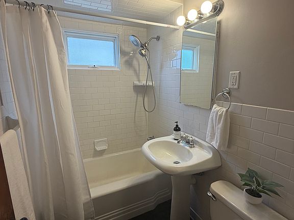 5th image of 1426 Pascal St N #1