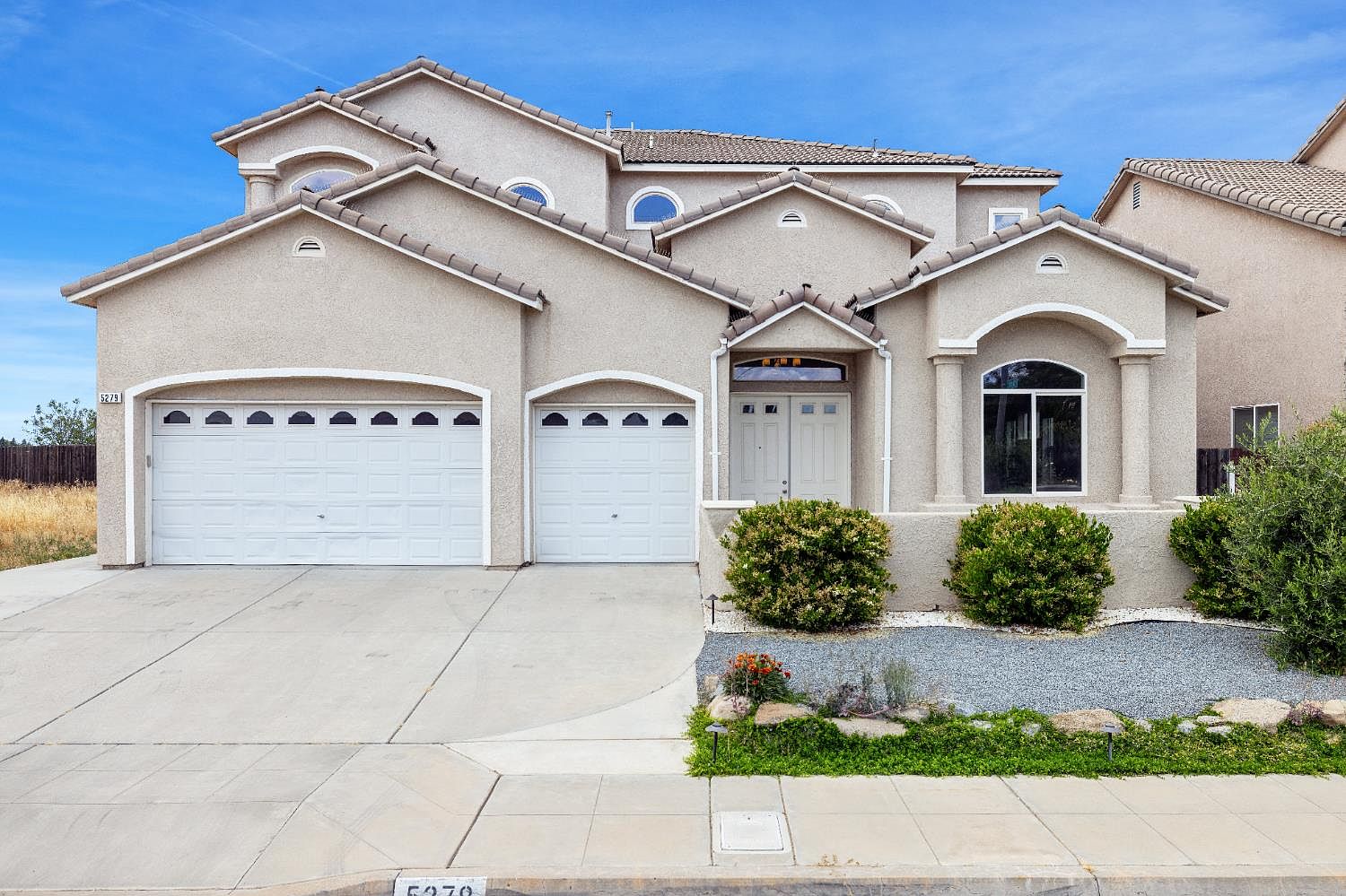 www.zillow.com