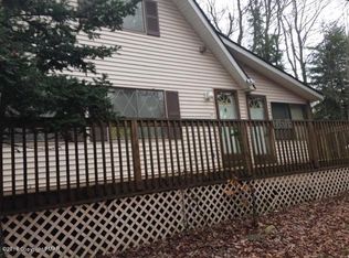 144 Nadine Blvd, Pocono Summit, PA
