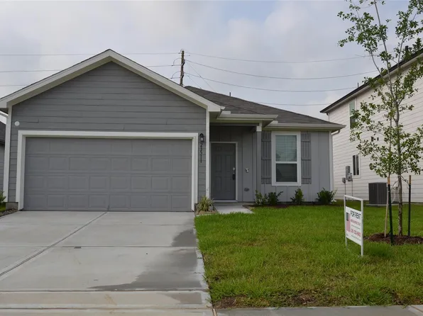 23511 Weir Box Rd, Hockley, TX 77447