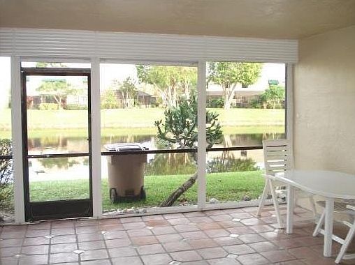 4th image of 409 NW 36th Ave