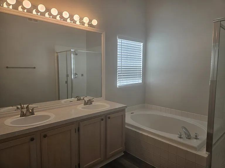 901 Beresford Way — Photo 16