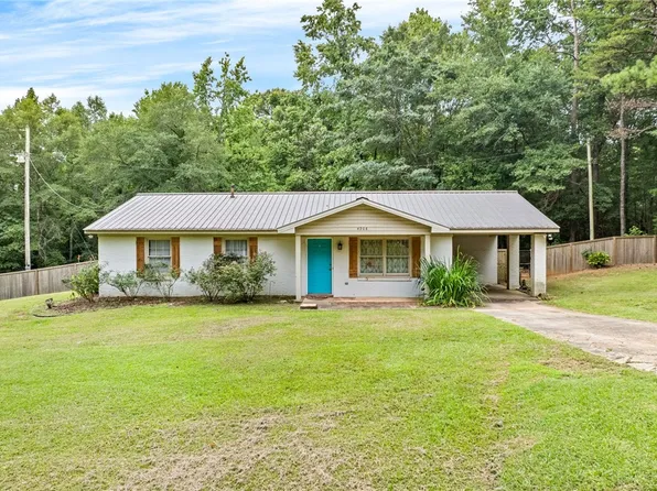 4206 Oak Bowery Rd, Opelika, AL 36801