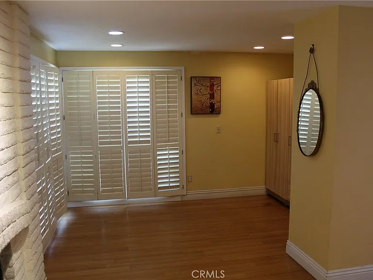 31058 Flying Cloud Dr — Photo 4