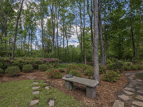 4th image of 119 Harmony Farms Dr