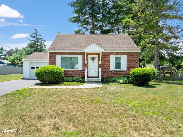 8 Loren Avenue, Albany, NY 12203