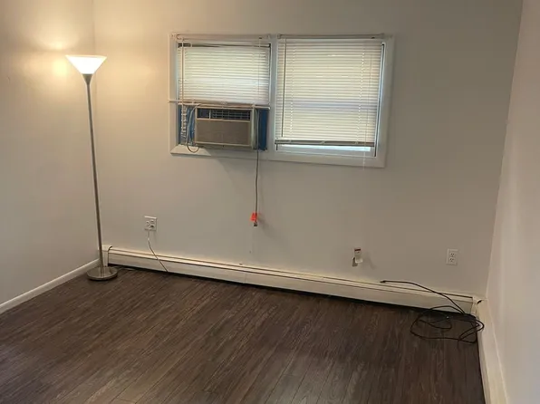 181 Mc Veigh Avenue image 10 of 28