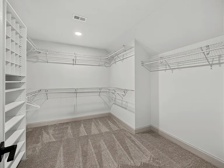 1733 Indigo Island Dr — Photo 35