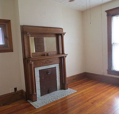 3rd image of 78 W 1st Ave #A