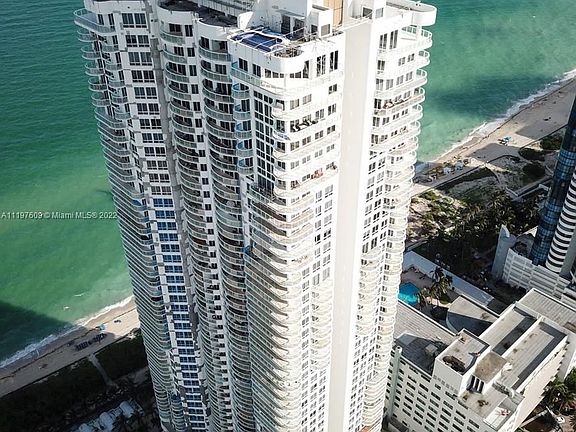 3rd image of 6365 Collins Ave APT 1408