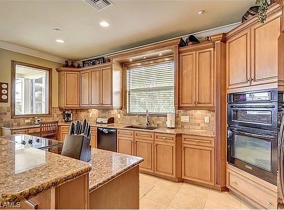 4th image of 9148 Brendan River Ct