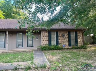 320 Blake Dr, Longview, TX 75604