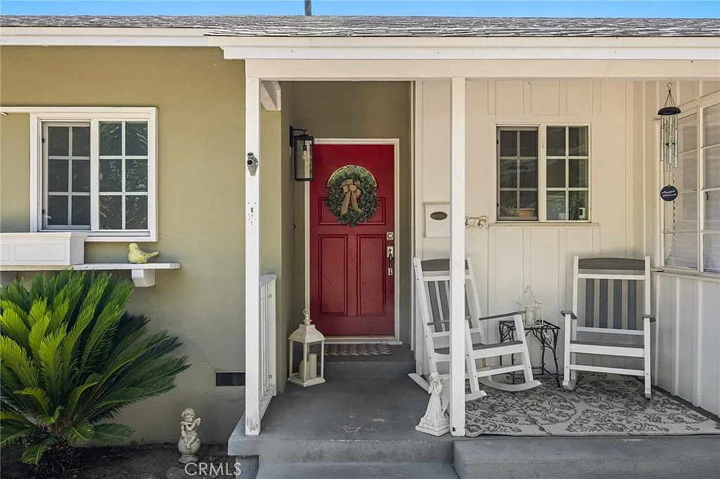 2 bed, 1.5 bath, 1865 sqft, $3,500 — Photo 3